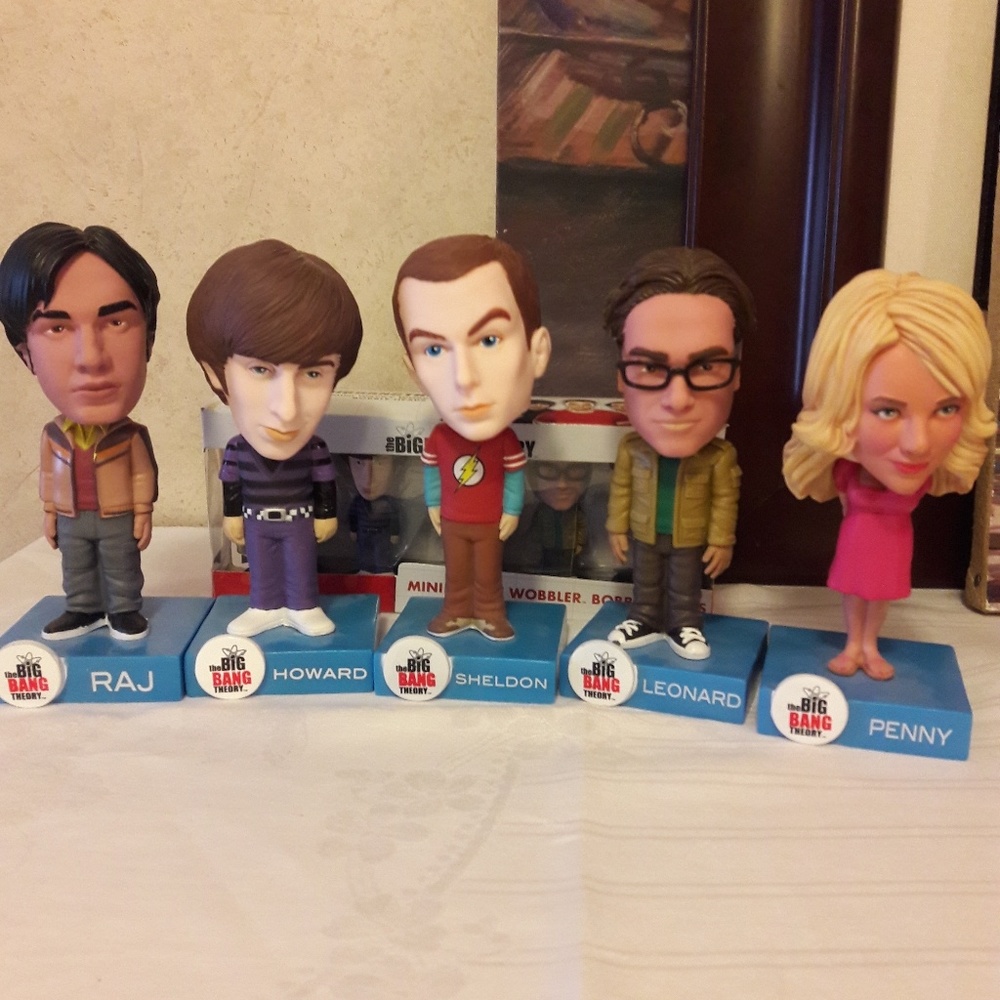 Big bang theory bobble heads - SOLD